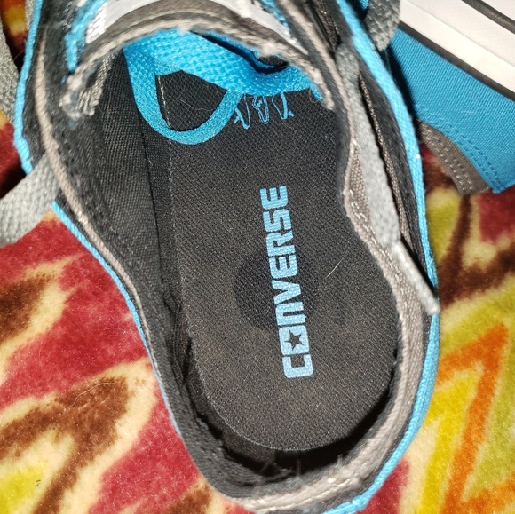 Converse - Picture 3 of 4